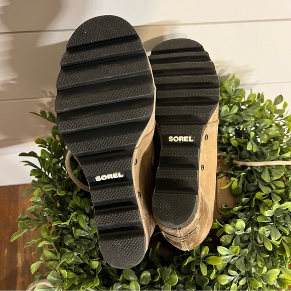 Sorel Women’s Joan of Arctic Wedge Mid Boot in Ash Brown - Picture 8 of 11